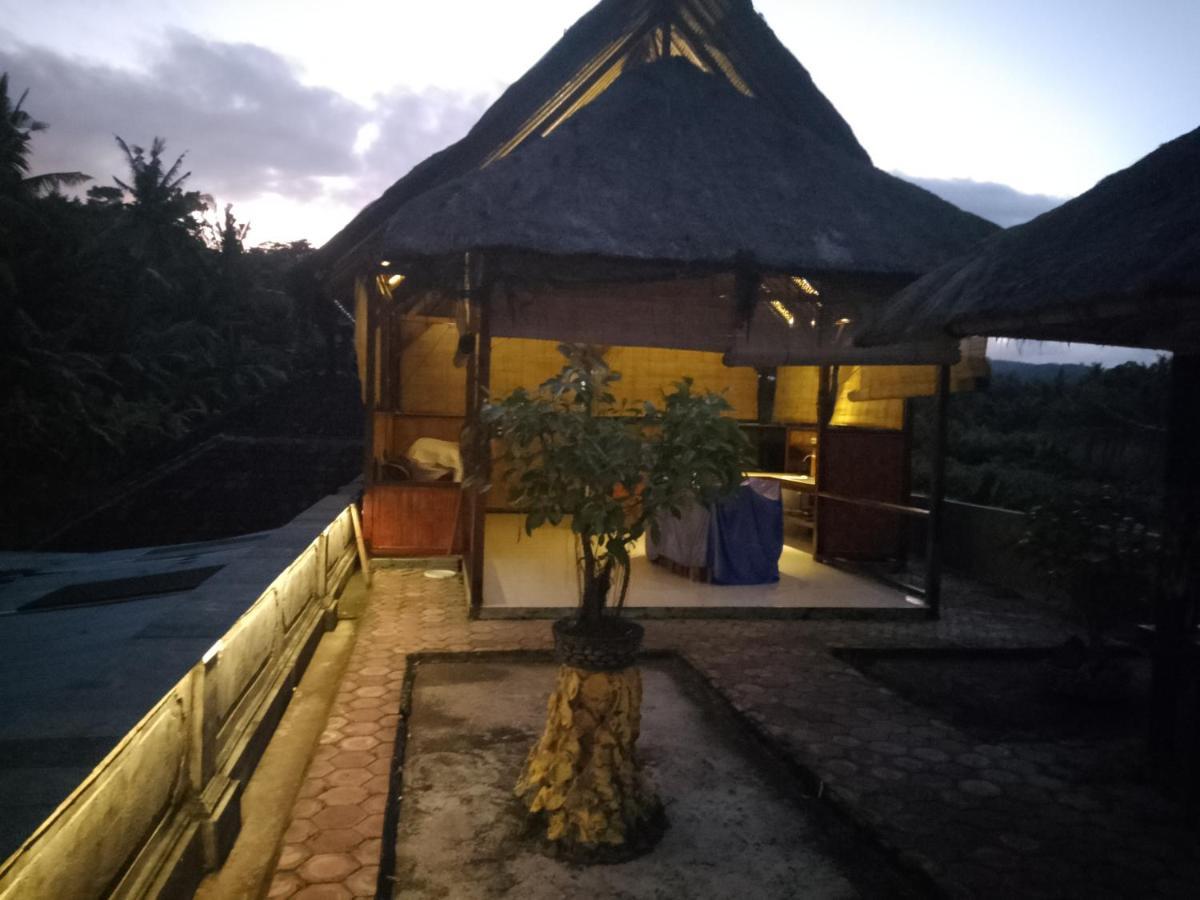 Pondok Diana Yuki Jasri Esterno foto